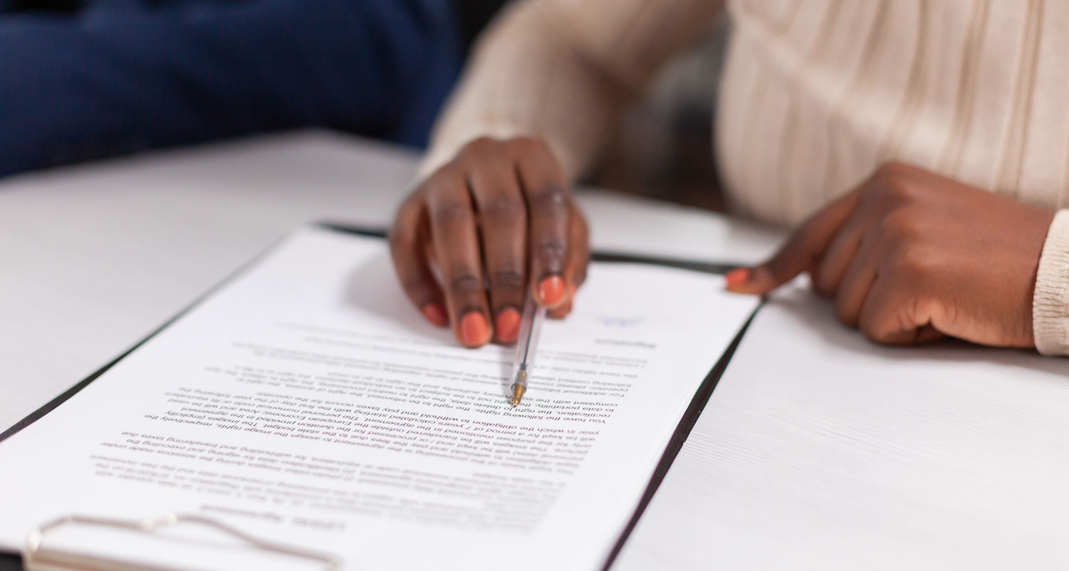 Understand What You're Signing When You Buy a Car | Capital One Auto Navigator