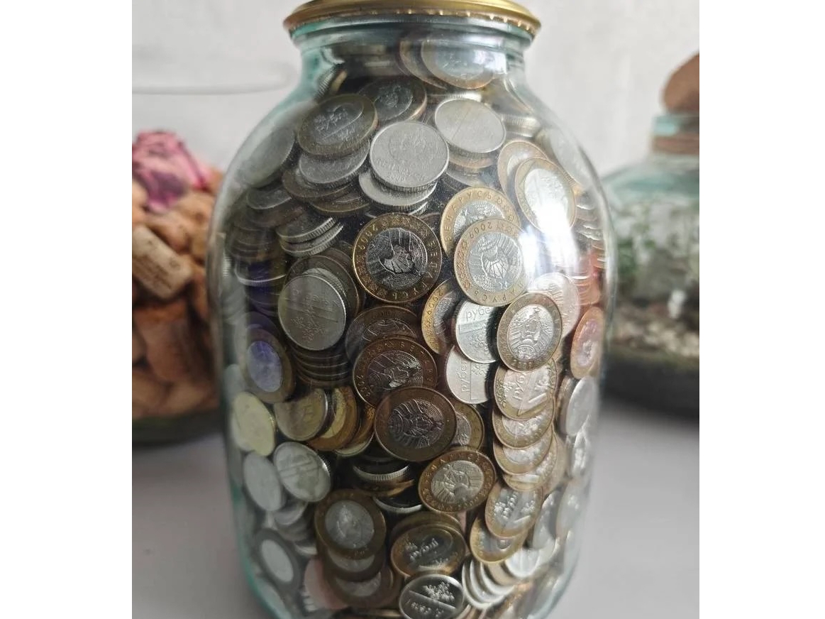 A family collected a three-liter jar of coins. How much did they get?
