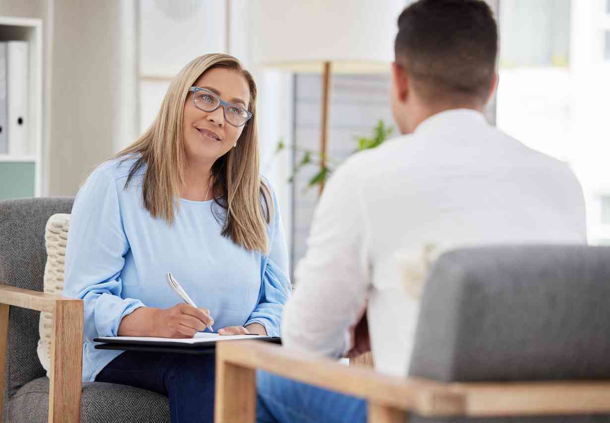 What To Expect: First Mental Health Counseling Session With A Therapist | BetterHelp