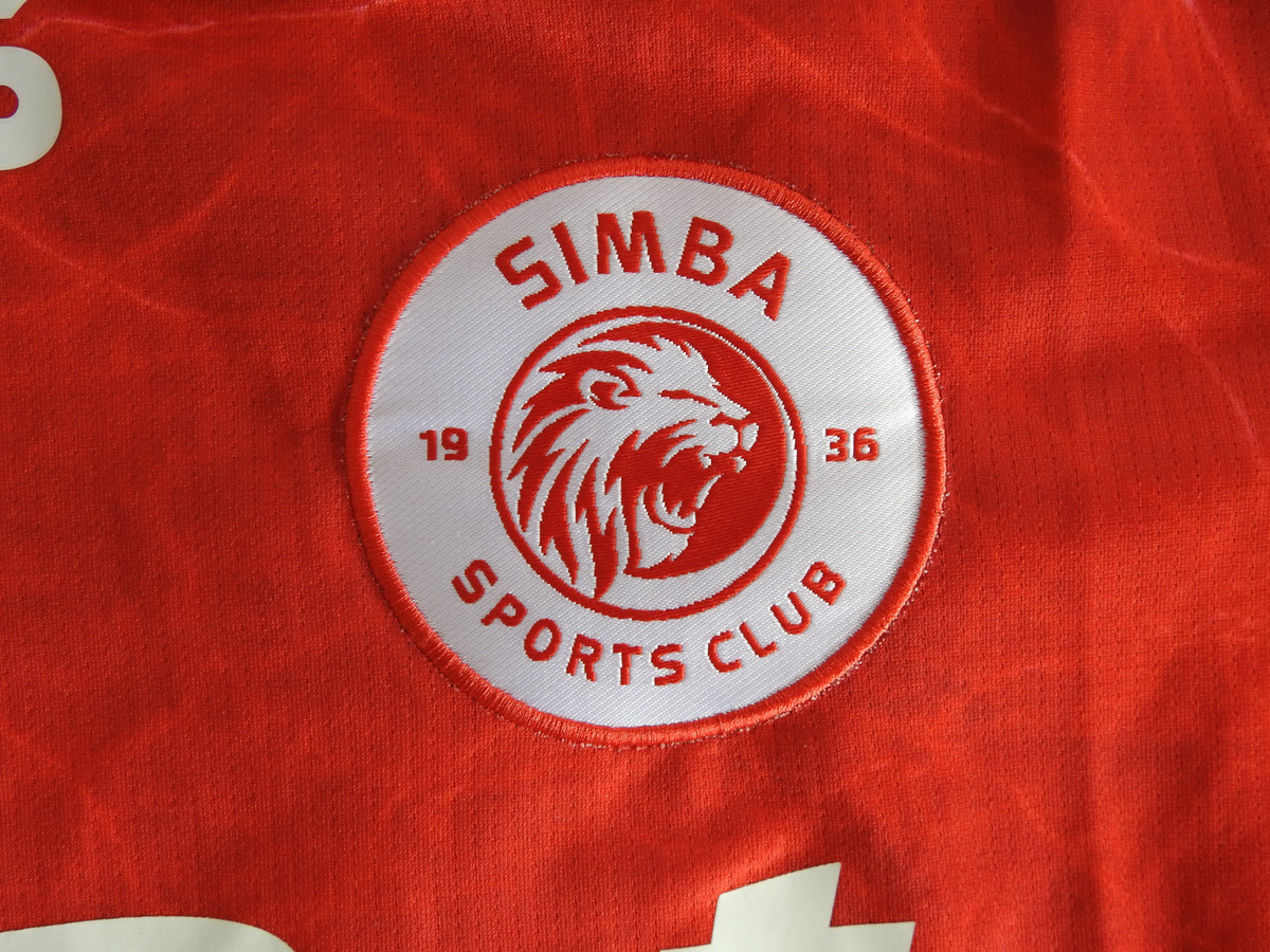 FC Simba 2022 Home Jersey #25 Moses VG Red Shirt Size L Football Soccer